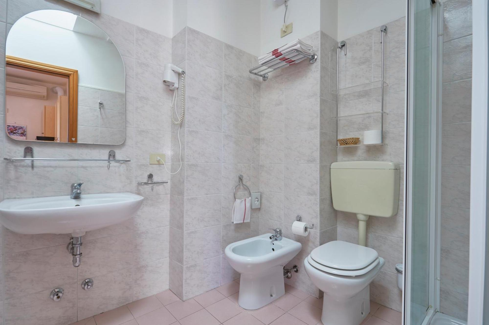 מילאנו מריטימה Residence Piccolo מראה חיצוני תמונה